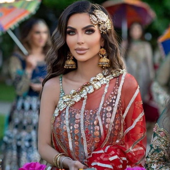 Faryal Makhdoom Biography